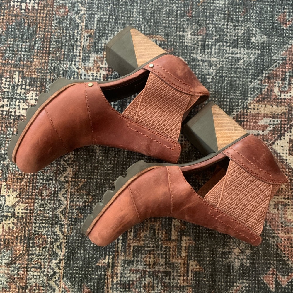 Sorel Addington Cut Out Leather Booties Women's Size 6.5 EUR 37.5